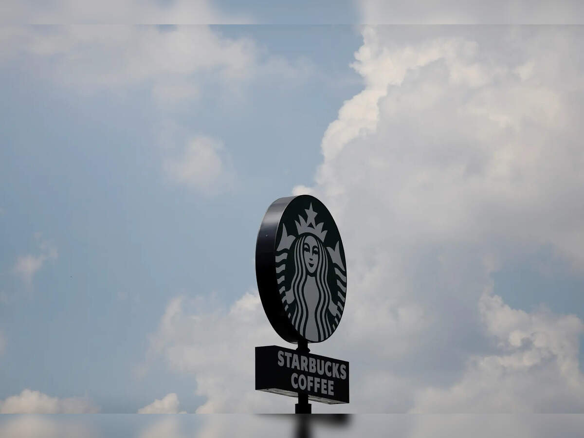 Starbucks rolls out AI for inventory counting